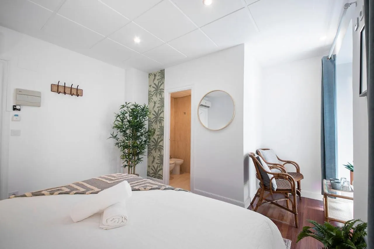 Marisol - Self Check-In Guesthouse - Adults Only San Sebastián 2*,  Espanha