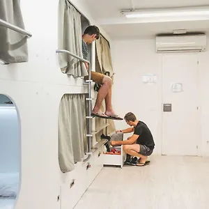 https://hostel-one-ramblas.topbarcelonahotels.com